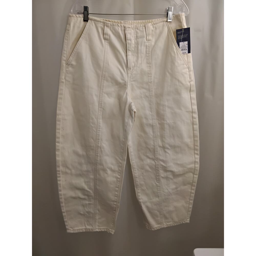 Universal Thread womens wide leg white denim  jeans, size 10